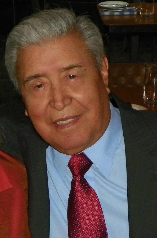 Dr. Carlos Alfaro